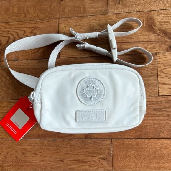 lululemon athletica Handbags - Lululemon NWT future legacy mini belt bag Olympic